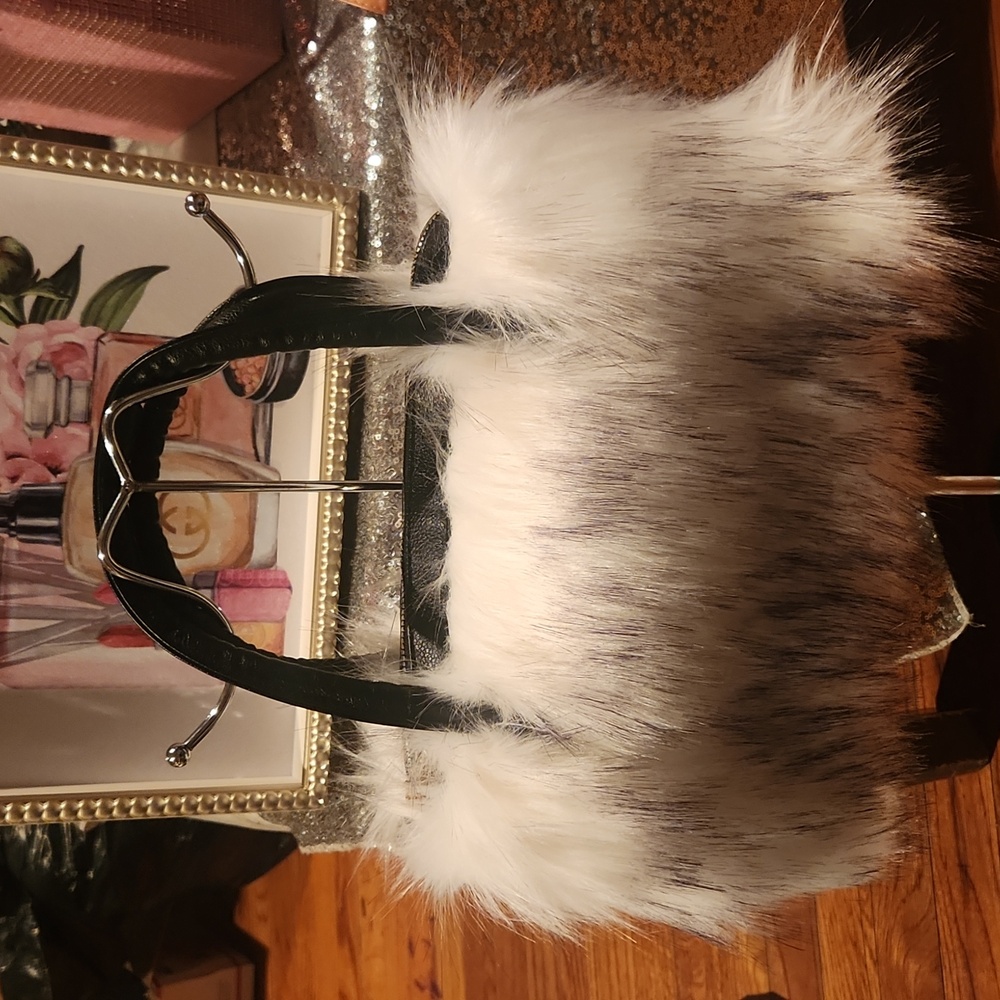 FAUX FUR WHITE AND BLACK SHOULDER BAG W GOLD CHAIN NWOT